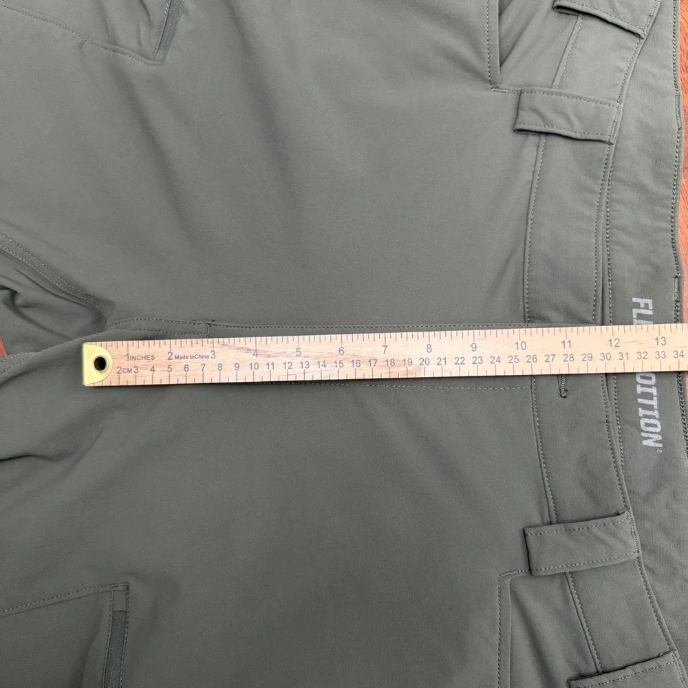 Duluth Trading Co Flexpedition Pants Mens 44x32 Green Relaxed Fit Cargo Tactical